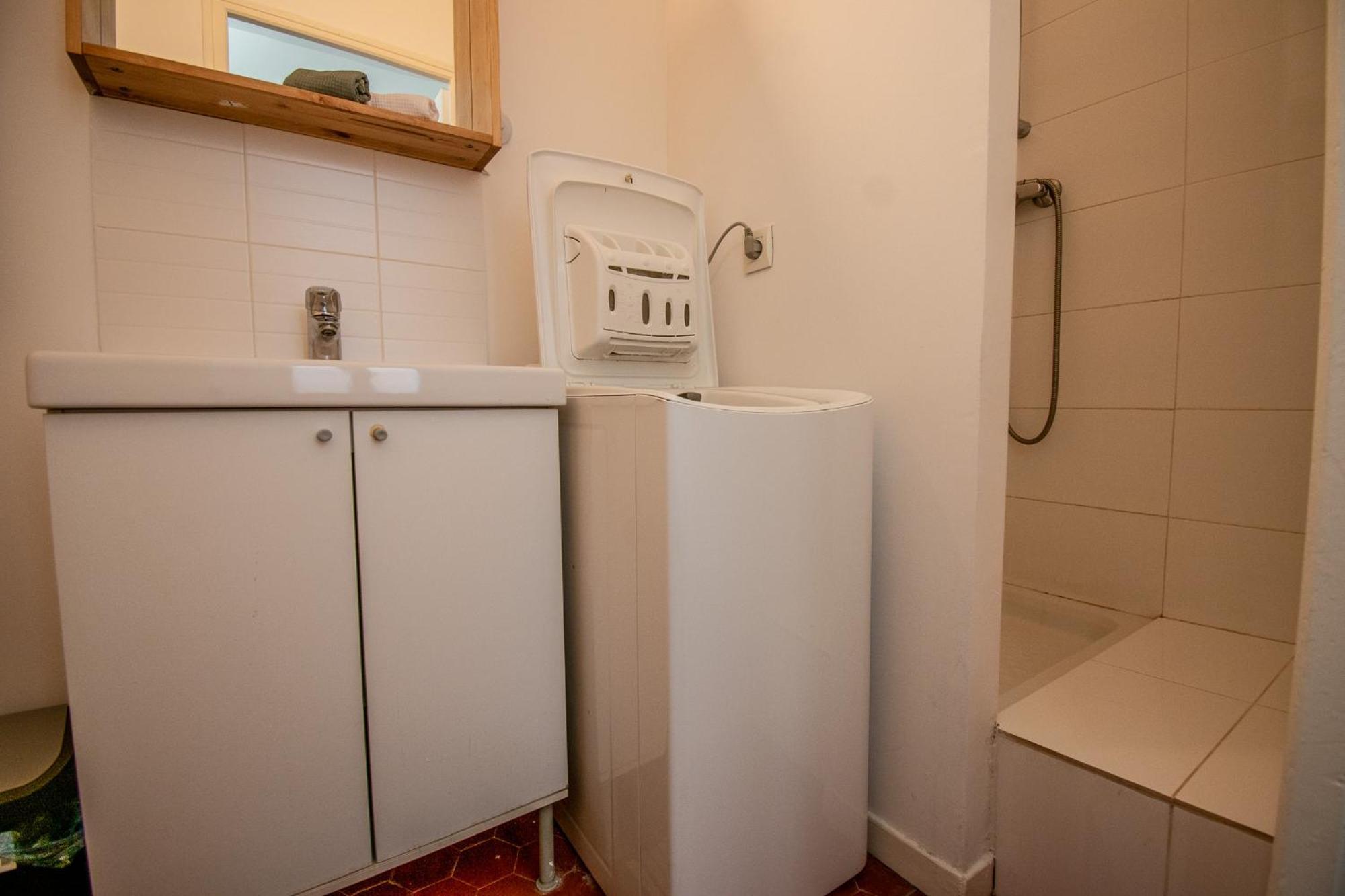 New! Joli T2 Mezzanine En Centre Apartment